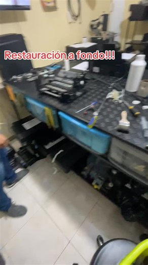 Recuperamos epson Wf2830 la cual le dieron uso durante años y nunca un buen mantenimiento. Llego a nuestras manos y de aquí sale como nueva!!! #soportetecnico #reparacion #impresora #epson #tecnico | epsolucion