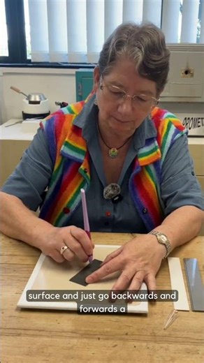 Pergamano Needle Tool Top Tip by Joy Funnell! #jewellerymaking #metalclay #silverclay