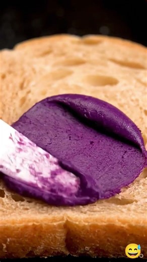 retaining the exact original color, hue, saturation, and visualid)tity of the defined object.