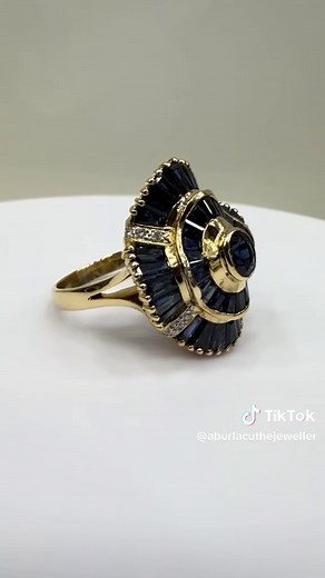 💎 Inel solid din aur 18K (750) cu Safire Naturale & Diamante 💎 ✨ Greutate: 9.47 g ✨ Mărime: O ½ (poate fi ajustată la cerere) ✨ Material: aur 18K ✨ Pietre: diamante naturale & safire autentice 🔥 Reducere specială valabilă 8 ore De la £4380 ➝ 1980£ ⚠️ Un singur exemplar disponibil – piesă unică, nu se poate duplica! 📍 59 Broadway, E15 4BQ 📞 07479 229 288 #fyp #femalejeweller #18ct #aburlacuthejeweler #saphire