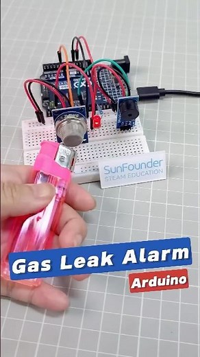 What Happens When Gas Is Detected? Arduino Knows! 🔥 #arduino #arduinoproject
