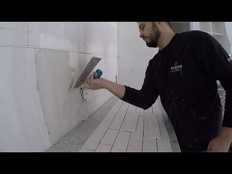 KITCHEN BACKSPLASH - RANDOM SET SUBWAY TILE INSTALLATION DEMONSTRATION