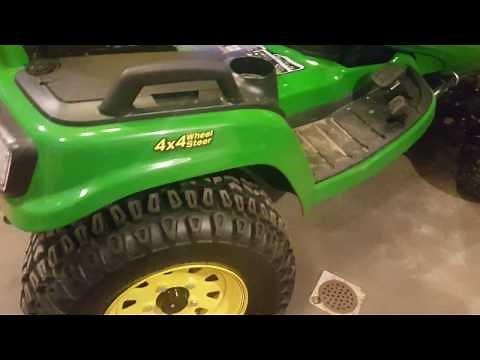 John Deere X739 overview