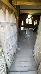 Stokesay Castle is one of England’s finest surviving fortified manor houses, located near Craven Arms in Shropshire, England. Constructed mainly in the 1280s–1290s for Laurence of Ludlow, a wealthy wool merchant, Stokesay Castle is a rare example of a medieval manor that has survived largely intact since it was built. #stokesaycastle #shropshire #beautifuldestinations | Beauty of the World