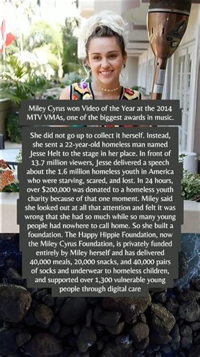Miley Cyrus Gave Her MTV Award To A Homeless Man And Raised $200000 For Street Children In 24 Hours