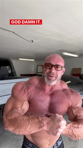 REAL STRENGTH 👊🏼💥 #fitnessfreak #fitnessmotivation #gym #gymtok #fypシ #dadsoftiktok #dads #father #workoutmotivation #gymshark #workout