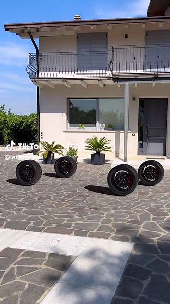 Exploring My Invisible Machine from the Future