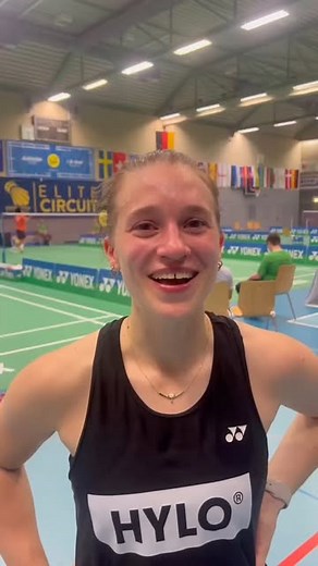 Deutscher Badminton-Verband (DBV) on Instagram: "Stine Küspert gewinnt ihr Comeback-Turnier, die YONEX Bonn International, im Mixed mit Jan Colin Völker 🏆🥇 DBV-Außenreporter J. C. Voelker war zufällig auch in Bonn vor Ort hat für euch die glückliche Siegerin ans Mikrofon bekommen 🙌 #badmintondeutschland #bonninternational #turniersieg"