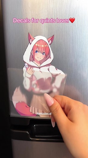 More anime stickers from Nekodecal😌 #animestickers #animedecals #animegirl #waifu #animewaifu #ninonakano #itsukinakano #quintessentialquintuplets #mikunakano