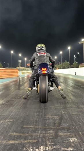 Rider POV Wet Surface Drag Race #dragrace #motorcycle #speed #shorts #reels
