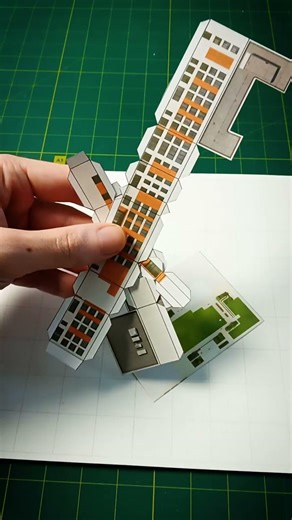 Paper Model Urban School – Megacity Expansion