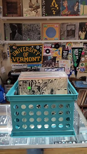Fresh batch of used vinyl LP's hitting the record shelves this Monday morning! Come on down and do some digging! #cratedigging #vinylflip #recordstore #classicrock #vintagevinyl | Mountain Music