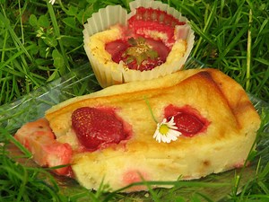 Recette de clafoutis au lait de coco et aux fraises