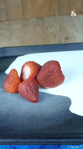 Making ICE CREAM Using a FRYING Pan #FunFood #KitchenExperiment #CreativeCooking #FoodScience | Nighthawkinlight Projects