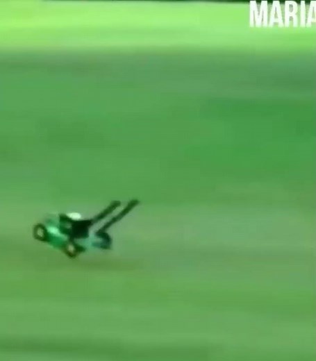 Flying lawnmower vine #shorts #roadto200subs #vine #meme #lawnmower (not mine!!)