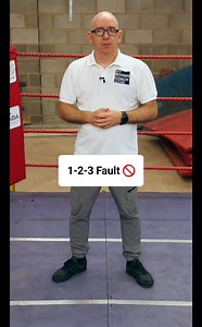 20K views · 1.1K reactions | The left, right and left hook. A great combination for boxers, just be careful what is going with that guard hand...especially you beginners 類 | MyBoxingCoach | Facebook