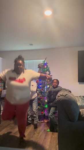 2.5K views · 35 reactions | Somebody help Me win this dance off cause I have not a peice of rhyme | Jasmine Johnson | Facebook