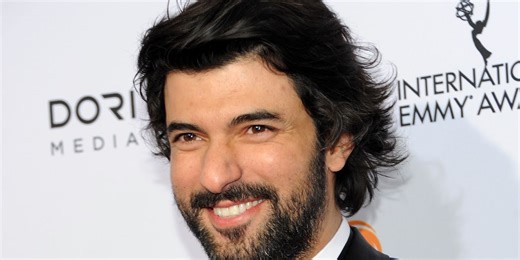 Engin Akyürek anuncia la fecha de estreno de 'Bereketli Topraklar', su nueva serie turca en 2025