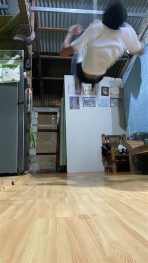 Sturdy Dance Moves to Alibaba Song