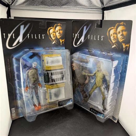 Vintage Mcfarlane Toys the X-files Attack Alien Series 1 Action Figures FIREMAN & ATTACK ALIEN 1998 - Etsy