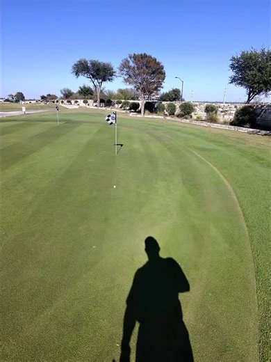 It’s not just about the stroke, it’s about seeing the line. Remember that final putt in The Legend of Bagger Vance? When everything slowed down and he finally saw it? That’s alignment. That’s presence. Next time you stand over a putt, stop forcing it. Let the line find you. 🎥 @CentralTexasGolfReview | The Director’s Cut 🎙️ @theATXDroneGuy #centraltexasgolfreview #theatxdroneguy #golfputting #golftips #baggervance #golfmindset #golflife #texasgolf #golfshorts #golfinspiration #golfer | Central 