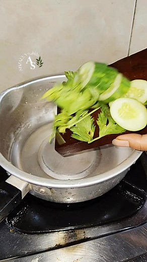 8.3K views · 4.9K reactions | Mertua jadi ketagihan sejak aku bikin resep ini #tipsehat #tutorial #minumanherbalalami | Ahzalea Syahida | Facebook