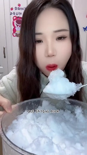 Ngâm Thạch Lạnh: Mukbang Đá Bột Tuyết Satisfying