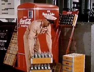 Coke in the workplace https://www.facebook.com/Vintage.et.Industrial/ #Vintage #Work #CocaCola #VendingMachine | Vintage et Industrial