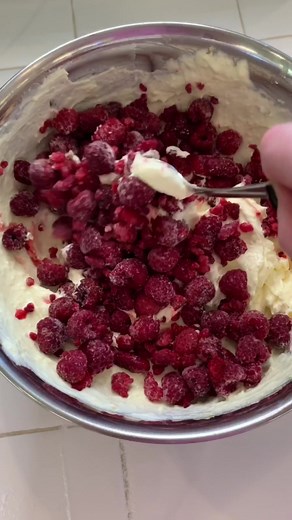 Delicious Raspberry Jello Fluff Dessert Recipe