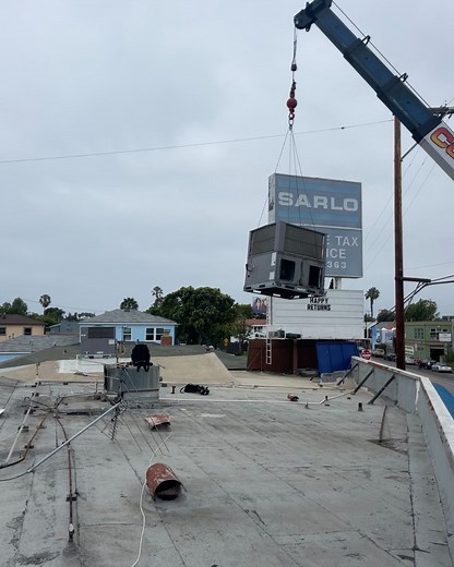 Commercial HVAC? No problem. 💪 From large-scale replacements to rooftop repairs, we’ve got the tools, team, and experience to handle the toughest jobs with ease. Running a business is hard, your HVAC shouldn’t be. | Hackney Heating & Cooling, Inc.