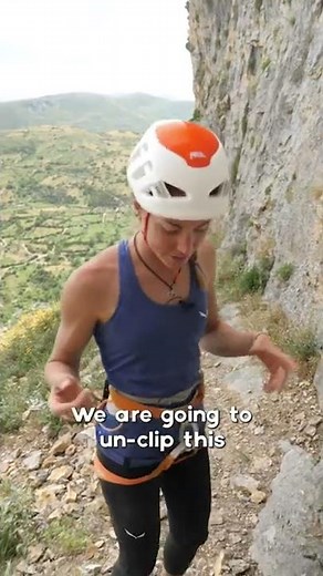 How To Pee When Climbing On A Big Wall (Women’s Harness) #Shorts