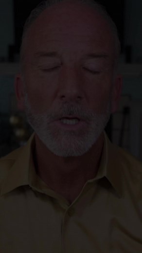 What happens when a narcissist meets someone real? They walk away. Because authenticity is the one thing manipulation can’t survive. Learn how being true to yourself protects you more than any boundary ever could. | Kenny Weiss