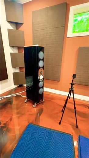 Midnight Blues - Snowy White - Luxury High end sound system #hifiaudio #soundsystem #hifideluxe