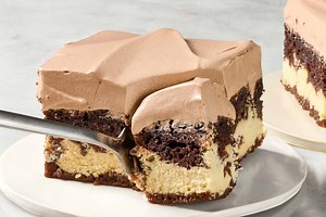 I’m a Professional Baker, and “Italian Love Cake” Is My New Favorite Easy Dessert