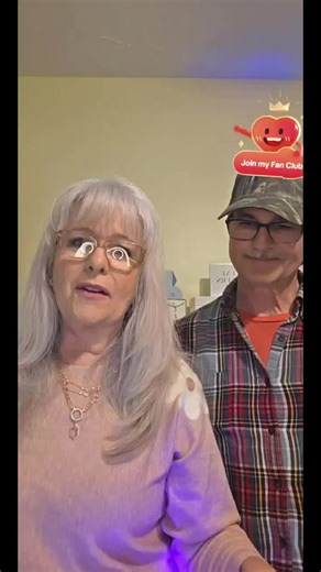 I couldn’t be more grateful to all of you! Together, we can make this journey so much more special! #tiktoklive #livehighlights #livegift #fireworks #naughtychicken