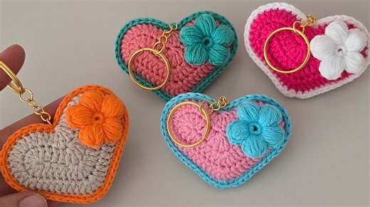 This tiny crochet heart becomes the perfect gift idea