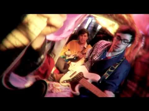 TWO DOOR CINEMA CLUB | I CAN TALK