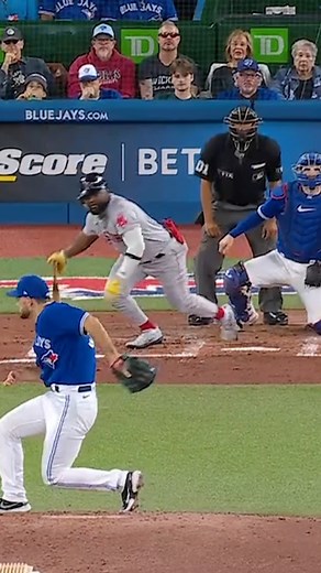 Pop! Pop! 🙌 | MLB