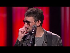 Eric Church breaks down in tribute to Vegas victims