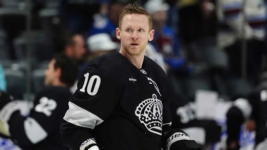 Kings’ Corey Perry dishes 500th NHL assist in style vs. Stars