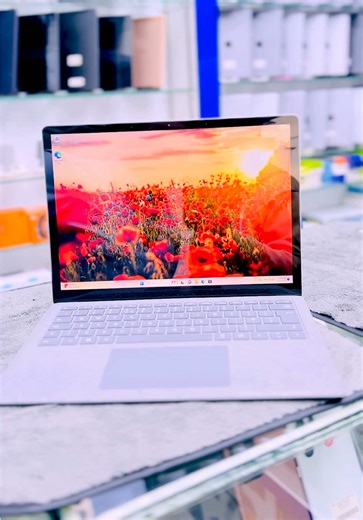 Microsoft Surface Laptop 3 2K Resolution Touchscreen Core i7 10th Gen 16/256GB SSD the Premium Laptop for Office,studies,coding and more!!! #microsoftsurface #laptop #techadvice #dubai🇦🇪 #abudhabi🇦🇪