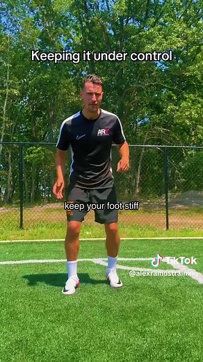 Mastering Soccer Skills: Receiving Down the Line Under Pressure