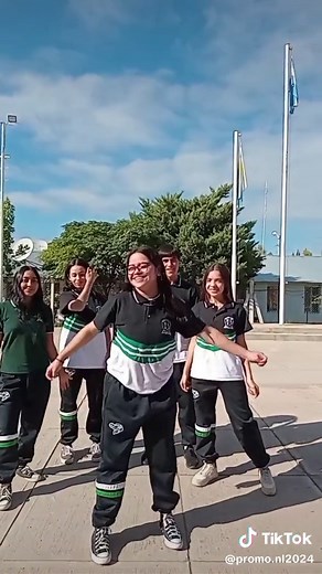 Y somos los backyardigans #viraltiktok #paratii #fypシ゚viral #secundaria #promo24 #compartir #seguir #like #comentar #foryoupage