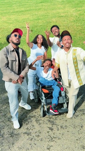 መልካም አዲስ አመት family @Netsu @Bina @benjiii000😎 #fyp #ethiopian_tik_tok #habeshatiktok #fypシ #viral