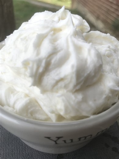Easy, Perfect Buttercream Frosting Recipe With Photo Guide