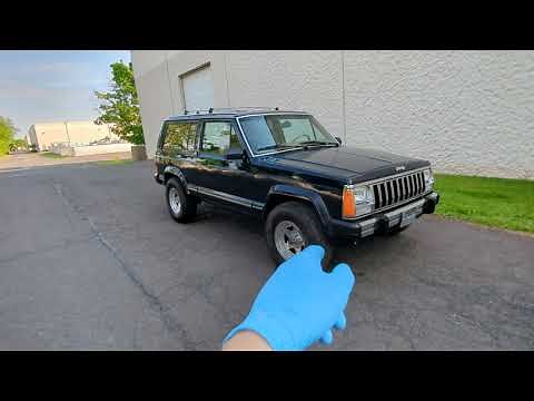 1987 Jeep Cherokee XJ 2 Door 4x4 5 Speed Manual Walk-around and test-drive