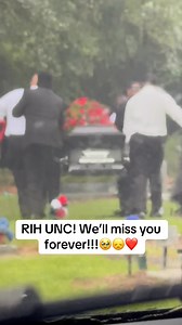 Major shout out to D Omar Pearsall Carlos Riddick and Paradise Funeral Home, Inc. You alls attention to detail was top tier!! We’ll miss you unc!! But theres an assurance of comfort and peace because of who you served and proclaimed as Lord! Keep us in prayer. ❤️ | Michael Cooper