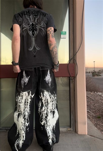 2000s Outfit Inspiration with Angel Cutlass