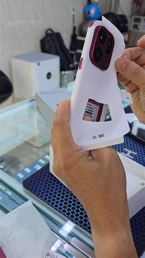 273K views · 13K reactions | ហែក OPPO Find X9 Pro  | 12G 256G = 829$ | Sal Tech | Facebook