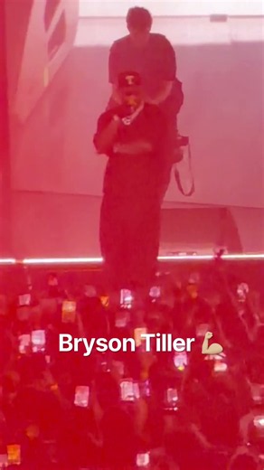 Bryson Tiller live 💪🏼💪🏼🔥#music #clips #hiphop #concert #live #brysontiller